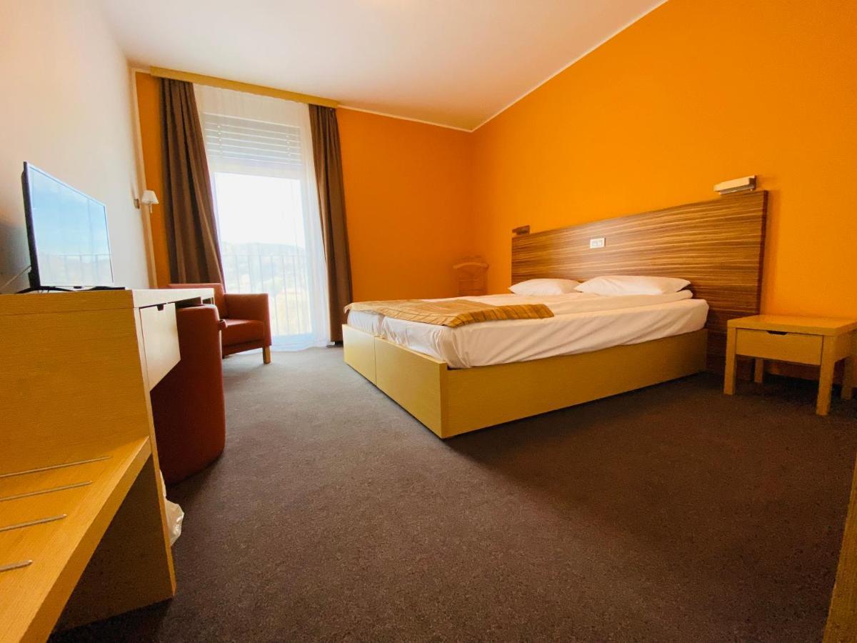 Hotel Veter Ruse Екстериор снимка