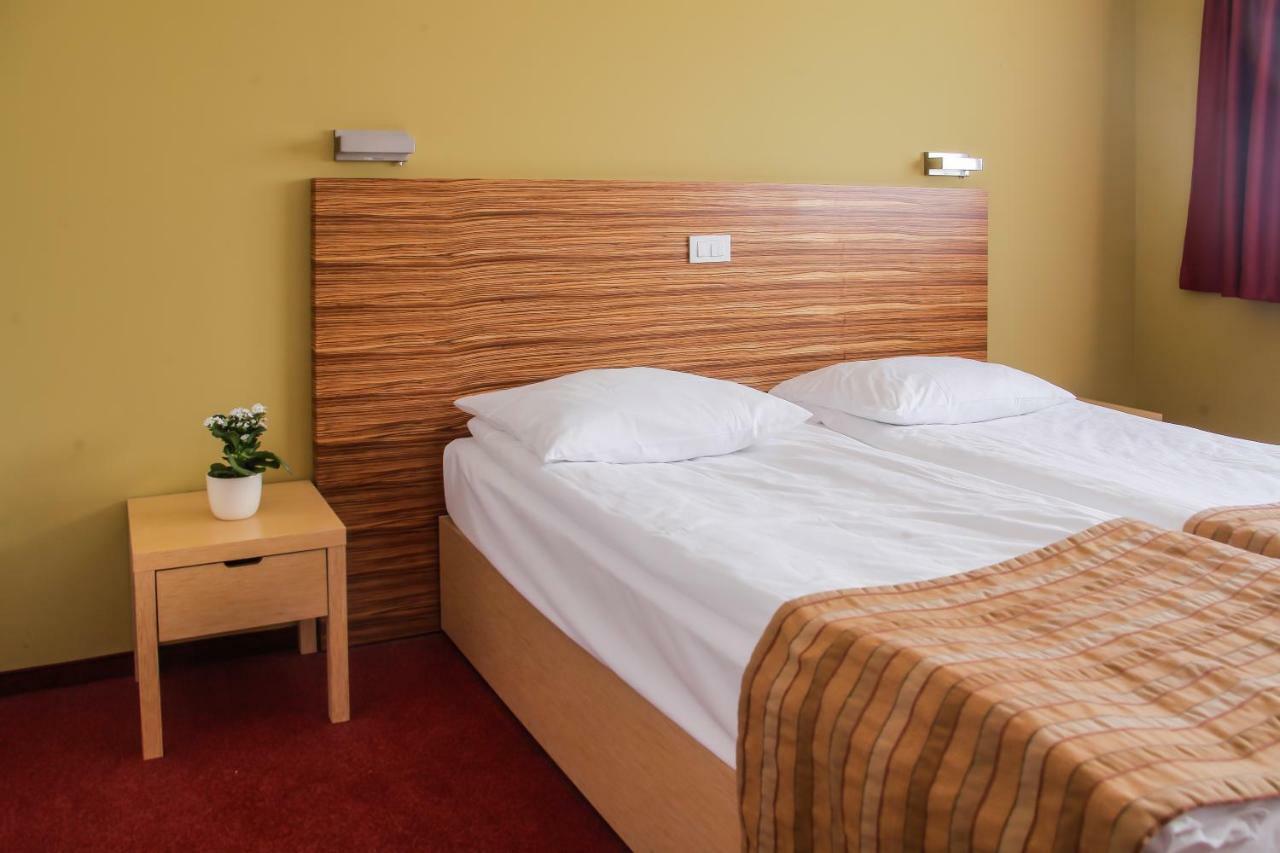 Hotel Veter Ruse Екстериор снимка